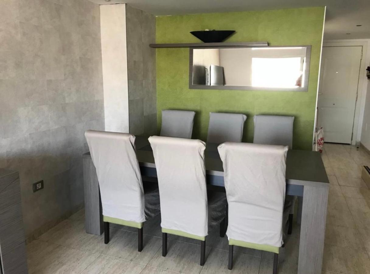 אדחה Oasis Del Duque Apartment מראה חיצוני תמונה
