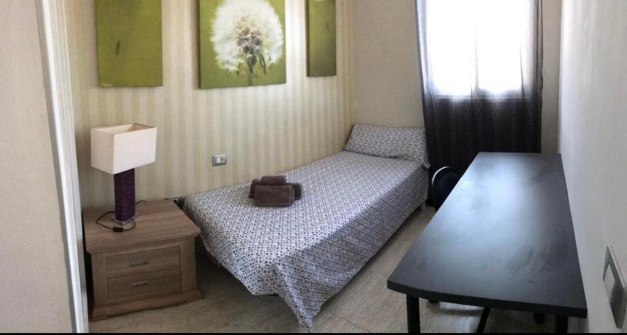 אדחה Oasis Del Duque Apartment מראה חיצוני תמונה