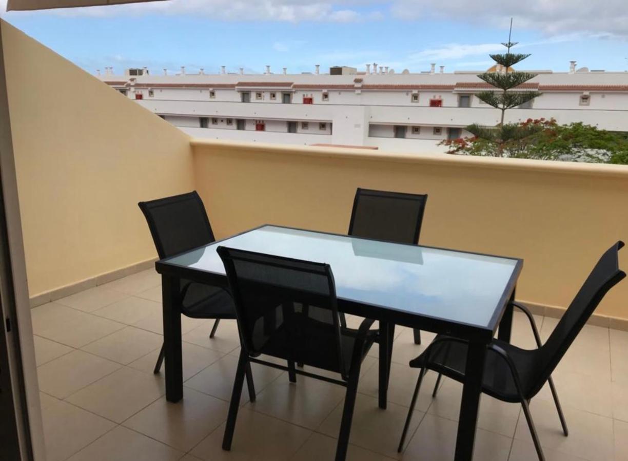 אדחה Oasis Del Duque Apartment מראה חיצוני תמונה